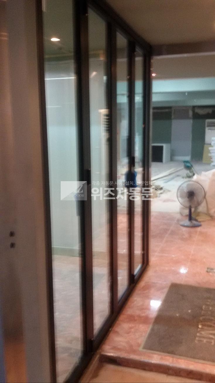 235149625_5qALIbaN_ff29f2fd360f7150b13e85f4955225e63e6d96b1.jpg 이미지크게보기