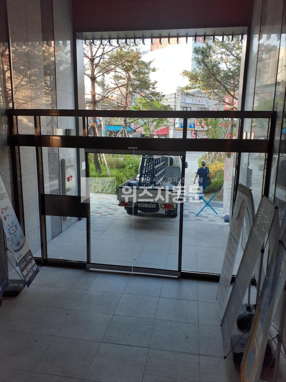 235149625_E1PB4JaS_c35a9fff2f89d0ab6ea5942bb2dd8a345ab63ac5.jpg 이미지크게보기