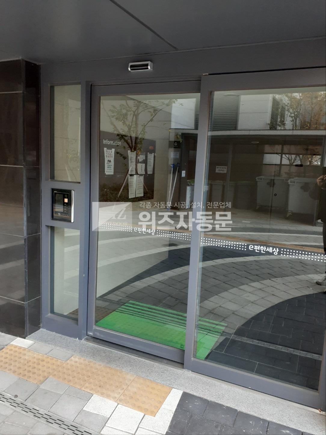 235149625_aluDSQwd_915e9c376361eea2f26749e1abf15bcb3ef9c1cb.jpg 이미지크게보기