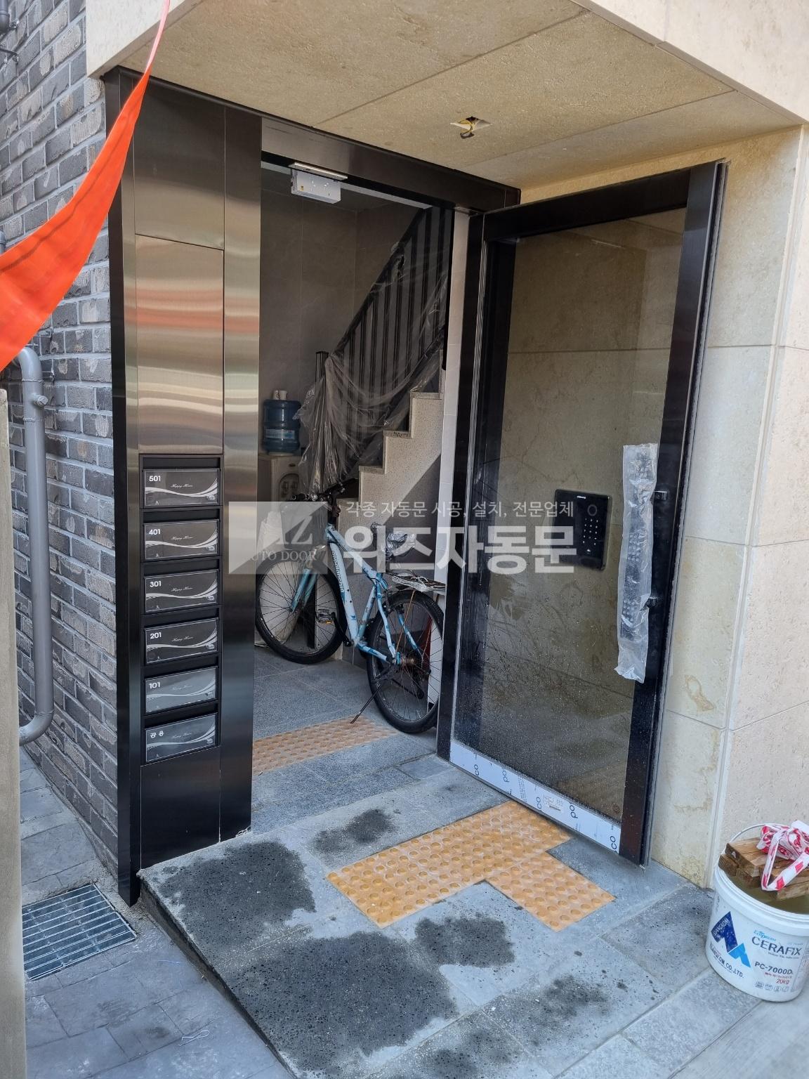 2943569931_Bv1rknRg_433b765e8dc698effe6ea61f24f1d07e3dec9097.jpg 이미지크게보기